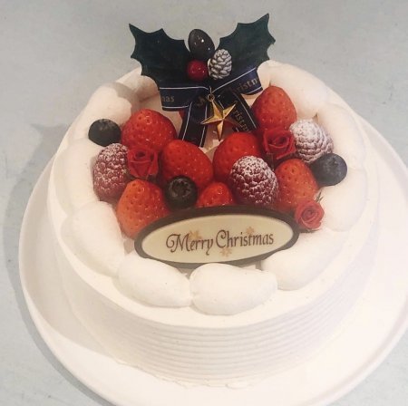 今年のクリスマスケーキのご注文承っております。